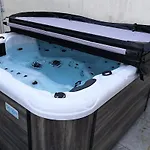 O Jacuzzi, Ardennes