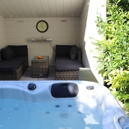 O Jacuzzi, Ardennes Tatil Evi