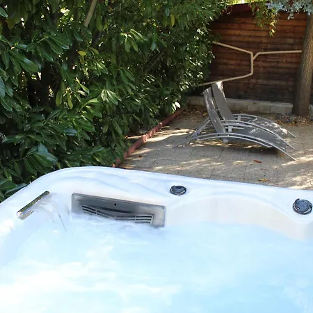 Tatil Evi O Jacuzzi, Ardennes *